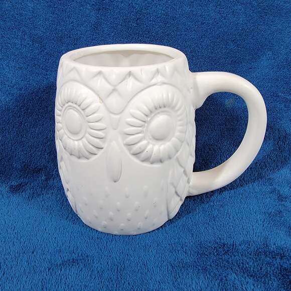 Other - Maud Borud ceramic white owl coffee mug